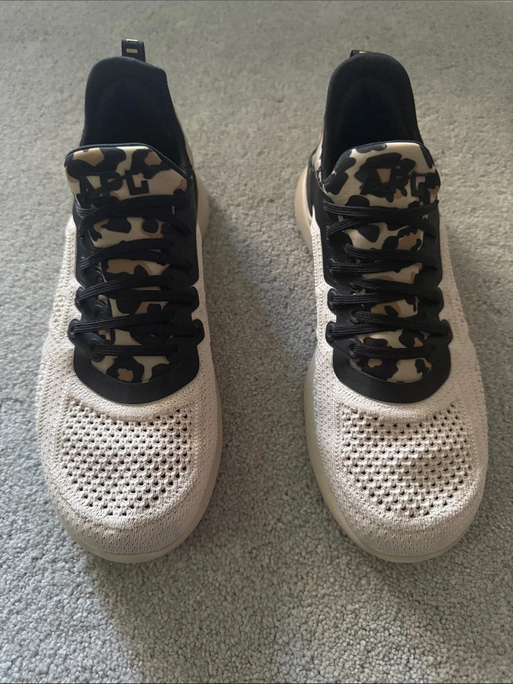 APL Techloom Tracer Sneakers Parchment & Leopard Print Size W 8